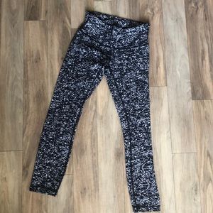 Wunder under low rise